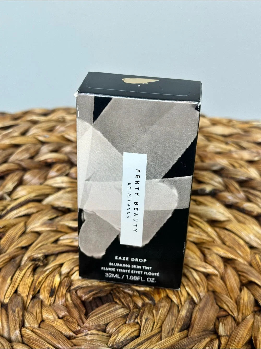 NWT Fenty Beauty Shade 3 Eaze Drop Blurring Skin Tint shade 3 light medium warm